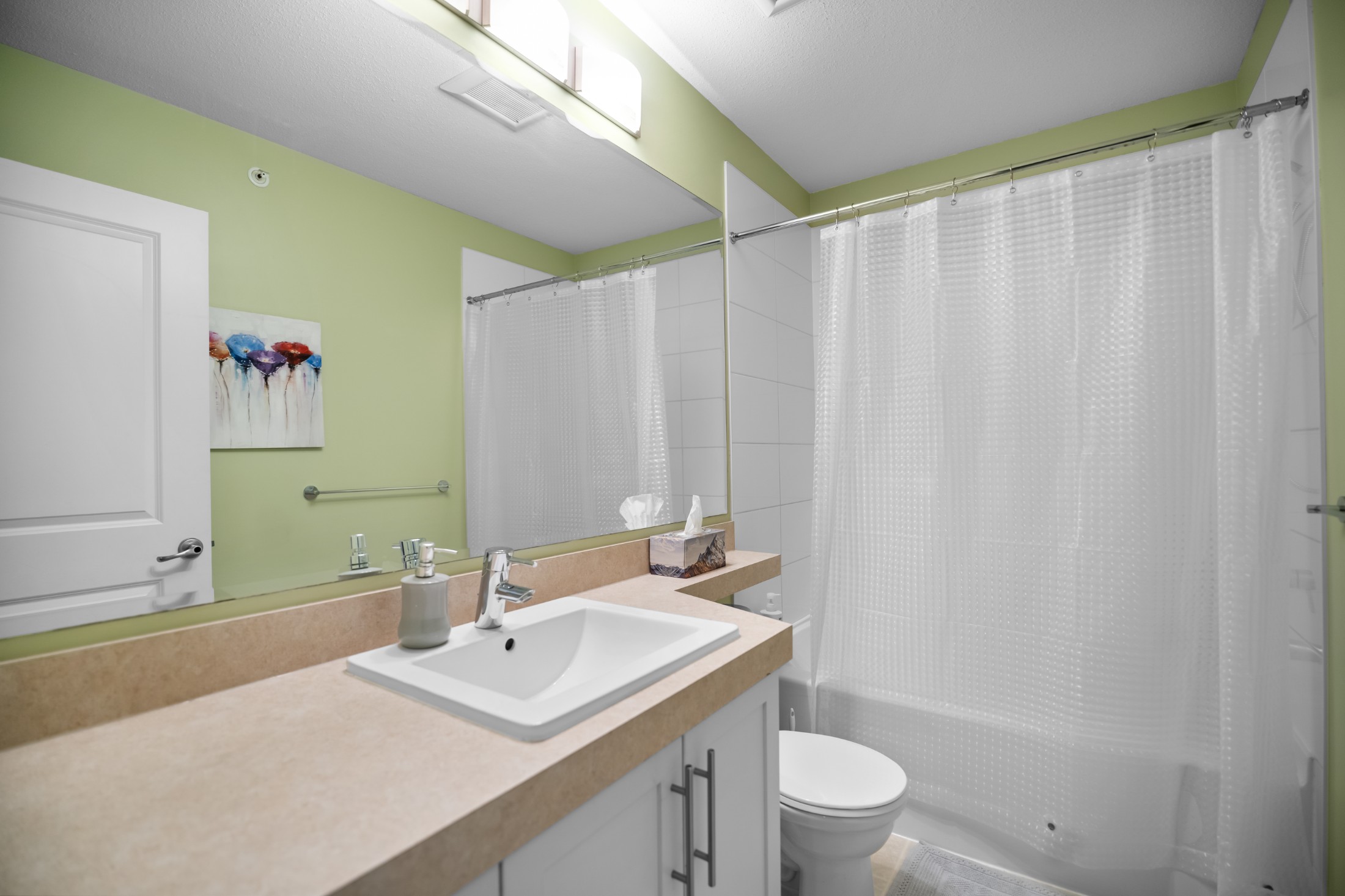         Second floor 4 piece bathroom
